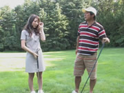 Japonês após o torneio de golfe Blowjobs